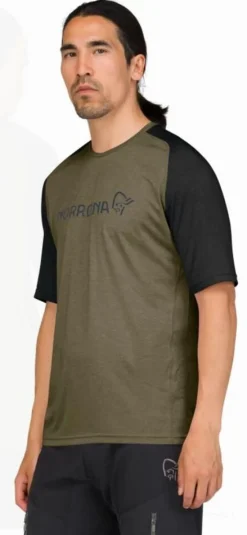 Heren Norrona Shirts Heren|Fjørå Equaliser lightweight T-Shirt M's