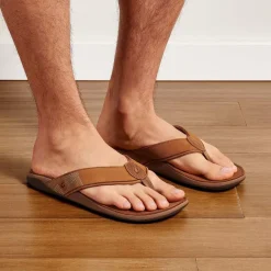 Olukai Slippers|Tuahine M